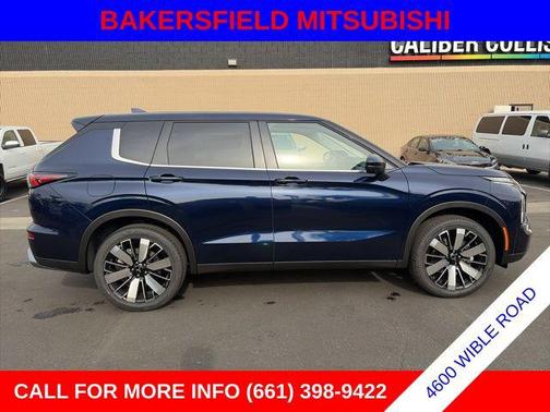 Cosmic Blue 2026 Mitsubishi Outlander SE 2.5 2WD