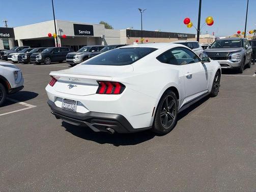 Oxford White 2025 Ford Mustang EcoBoost Premium