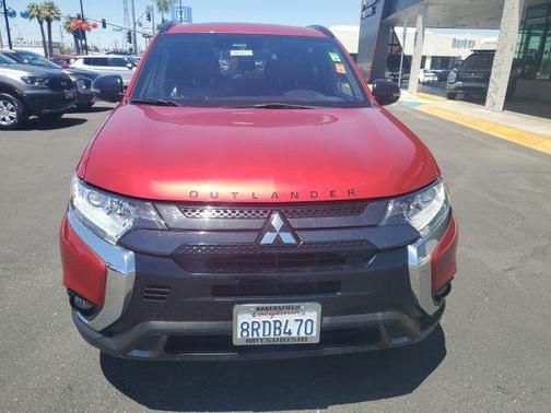2020 Mitsubishi Outlander LE