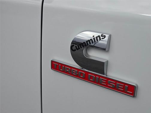 2025 RAM 2500 Laramie Crew Cab 4x4 6'4' Box