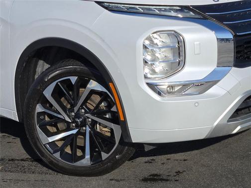 2024 Mitsubishi Outlander PHEV SEL