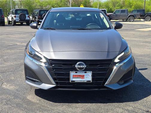 Gun Metallic 2025 Nissan Altima SV FWD