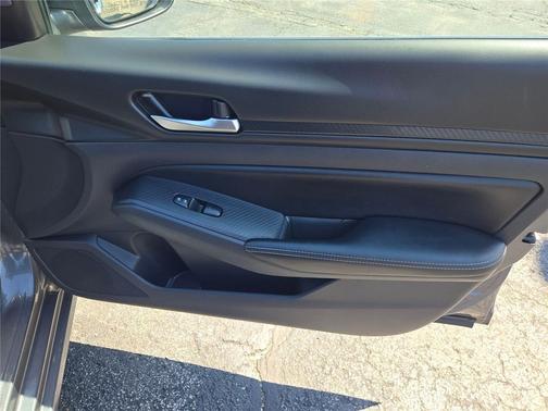 Gun Metallic 2025 Nissan Altima SV FWD