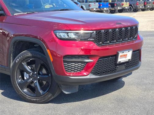 2025 Jeep Grand Cherokee Altitude