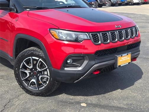 2025 Jeep Compass Trailhawk
