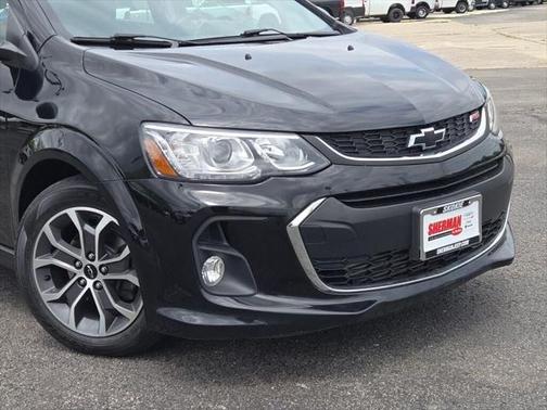 2020 Chevrolet Sonic FWD Hatchback LT 5-Door