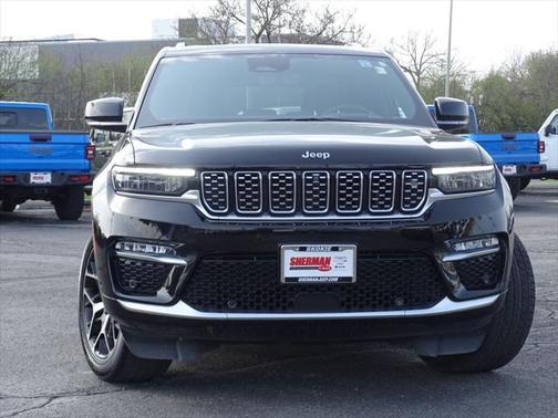 2023 Jeep Grand Cherokee Summit