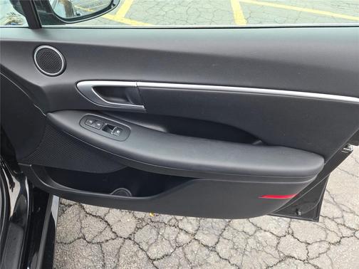 2024 Hyundai SONATA Hybrid SE