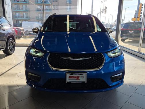 2026 Chrysler Pacifica L
