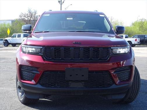 2025 Jeep Grand Cherokee Altitude