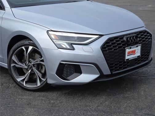 Florett Silver Metallic 2023 Audi A3 Premium