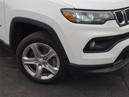 2023 Jeep Compass Latitude
