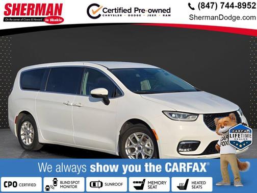 Bright White Clearcoat 2023 Chrysler Pacifica Touring L