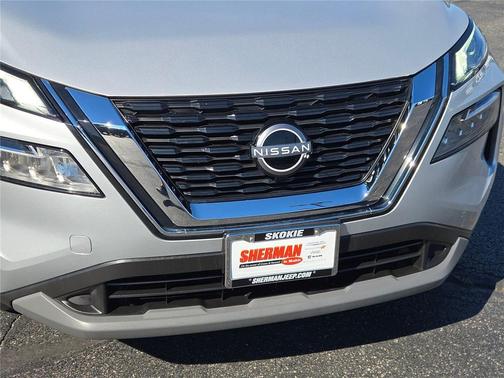 Brilliant Silver Metallic 2023 Nissan Rogue SV