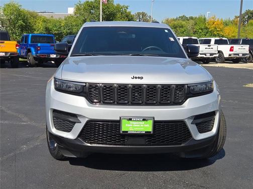 2023 Jeep Grand Cherokee Altitude