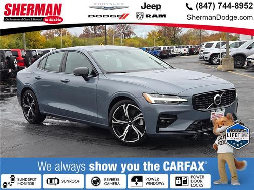 2024 Volvo S60 B5 Core Dark Theme