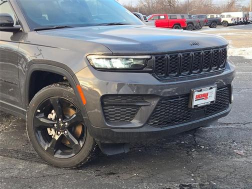 2025 Jeep Grand Cherokee Altitude