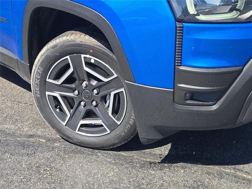 Hydro Blue Pearlcoat 2026 Jeep Cherokee Limited