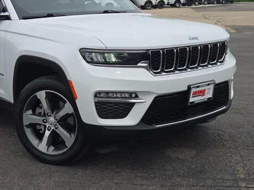 2022 Jeep Grand Cherokee 4xe Base