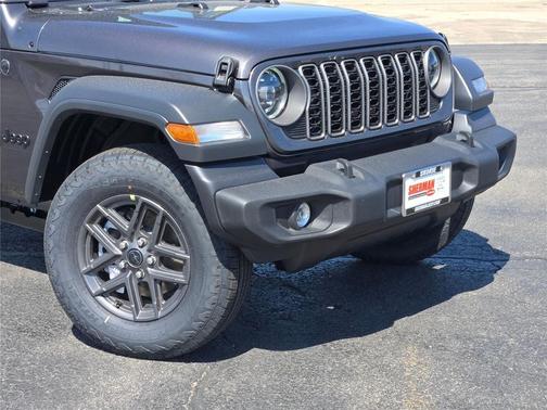 Granite Crystal Metallic Clearcoat 2026 Jeep Wrangler Sport S