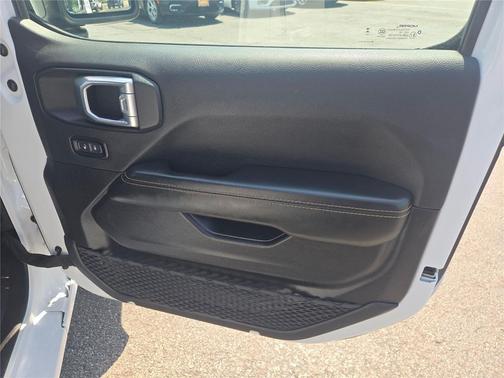 Bright White Clearcoat 2024 Jeep Wrangler 4xe Sahara