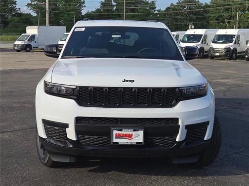 2025 Jeep Grand Cherokee L Altitude