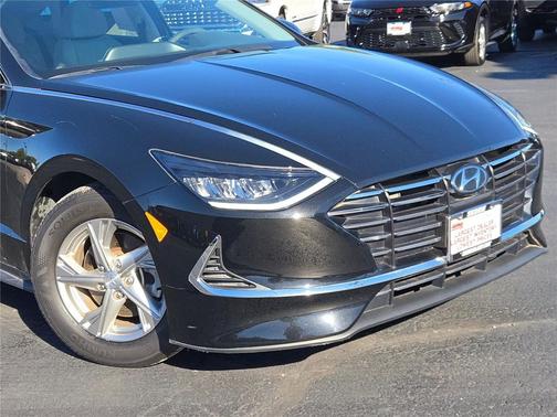 2021 Hyundai SONATA SE