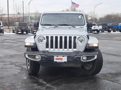2023 Jeep Gladiator Overland