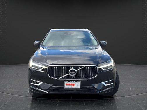 Onyx Black Metallic 2019 Volvo XC60 T8 Inscription