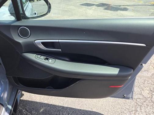 2024 Hyundai SONATA Hybrid SE