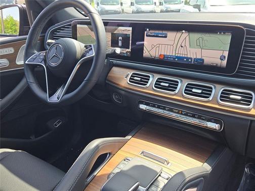 Obsidian Black Metallic 2025 Mercedes-Benz GLE 450 4MATIC
