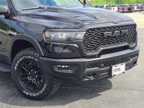 Diamond Black Crystal Pearlcoat 2025 RAM 1500 Rebel