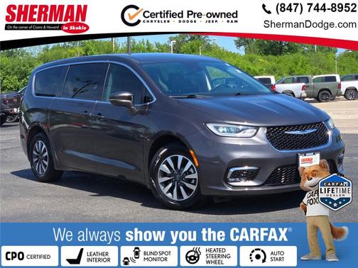 Granite Crystal Metallic Clearcoat 2022 Chrysler Pacifica Hybrid Touring L
