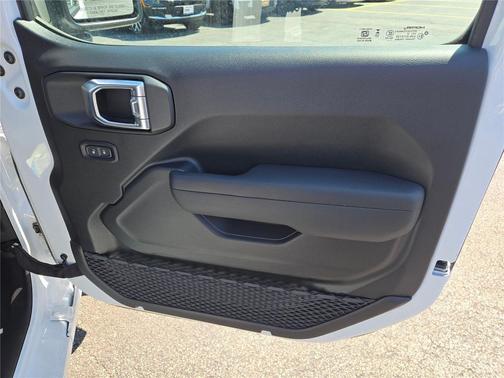 Bright White Clearcoat 2026 Jeep Wrangler Sport S