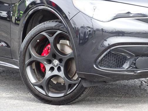 2024 Alfa Romeo Stelvio Veloce AWD