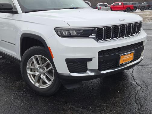 2022 Jeep Grand Cherokee L Laredo