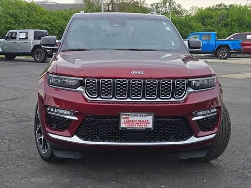 2022 Jeep Grand Cherokee Summit