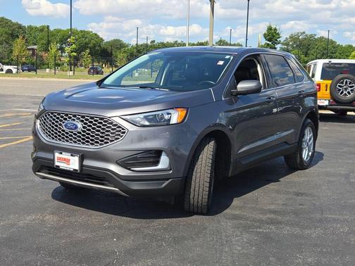 Gray Metallic 2024 Ford Edge SEL