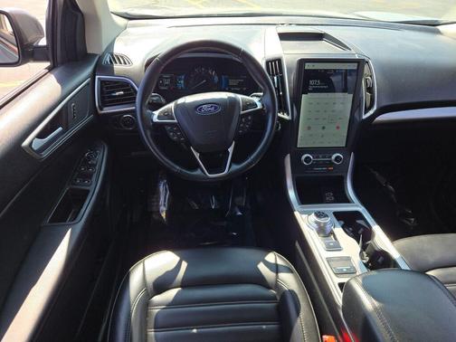 Gray Metallic 2024 Ford Edge SEL