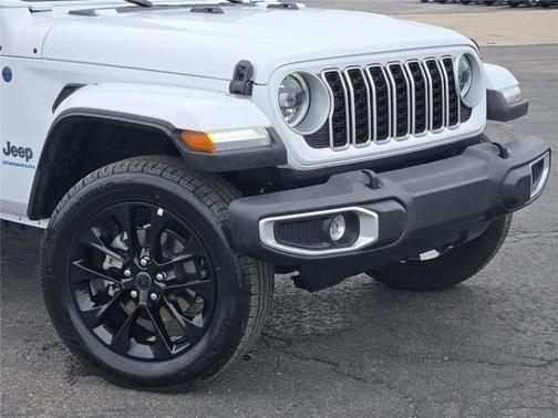 Bright White Clearcoat 2025 Jeep Wrangler 4xe Sahara