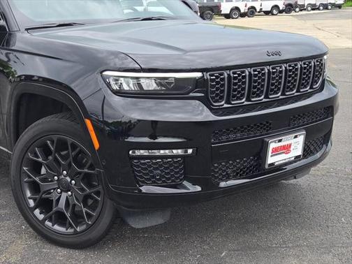 2025 Jeep Grand Cherokee L Summit Reserve