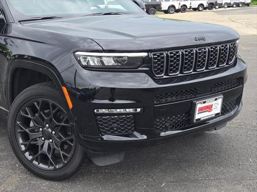 2025 Jeep Grand Cherokee L Summit Reserve