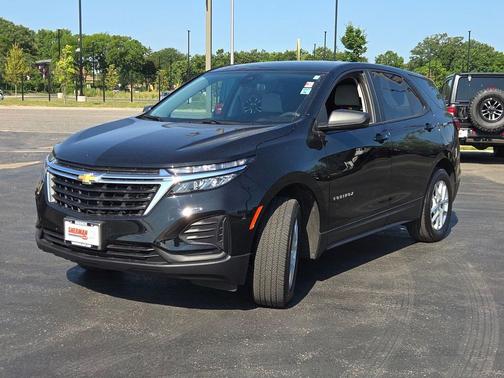 Mosaic Black Metallic 2024 Chevrolet Equinox LS