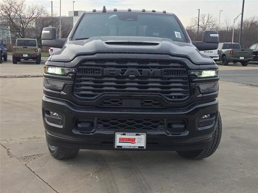 Diamond Black Crystal Pearlcoat 2026 RAM 2500 Black Express Crew Cab 4x4 6'4' Box