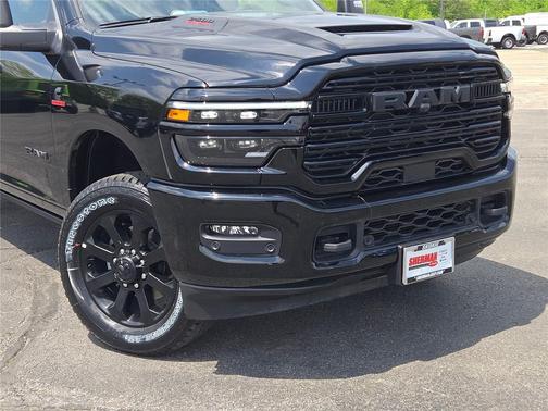 Diamond Black Crystal Pearlcoat 2025 RAM 2500 Laramie Crew Cab 4x4 6'4' Box