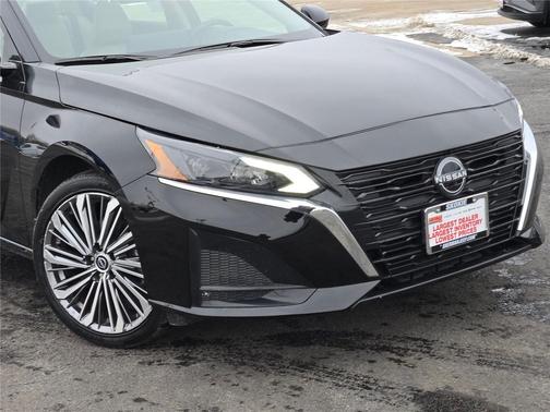 2024 Nissan Altima 2.5 SL