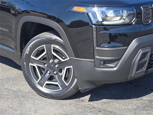 Diamond Black Crystal Pearlcoat 2026 Jeep Cherokee Limited