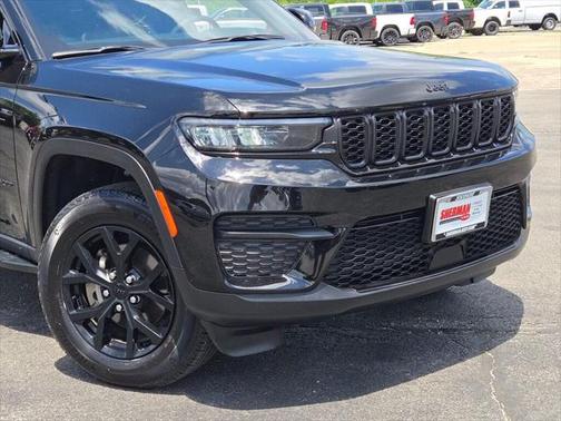 2024 Jeep Grand Cherokee Altitude