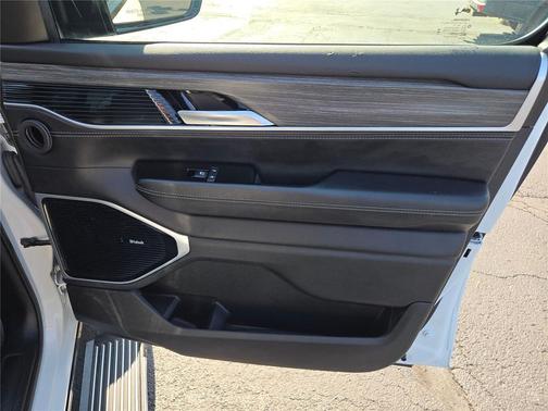 2024 Jeep Wagoneer Series III 4x4