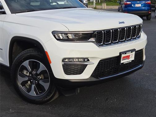 2024 Jeep Grand Cherokee 4xe Base